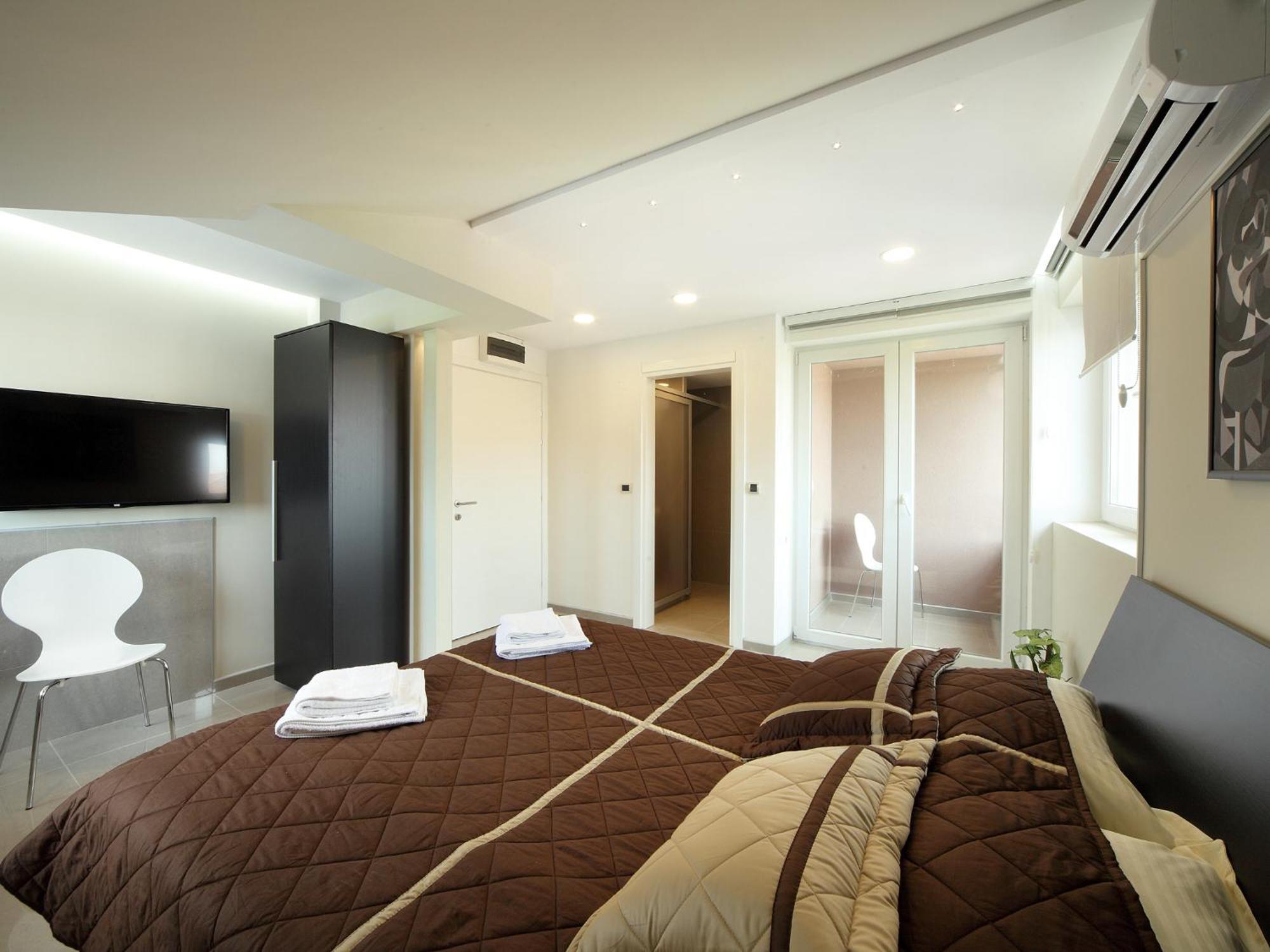 Agent Lux Apartments Jagodina Esterno foto